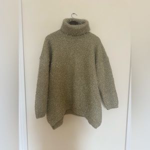 Gold glitter sweater with detatchable collar one size